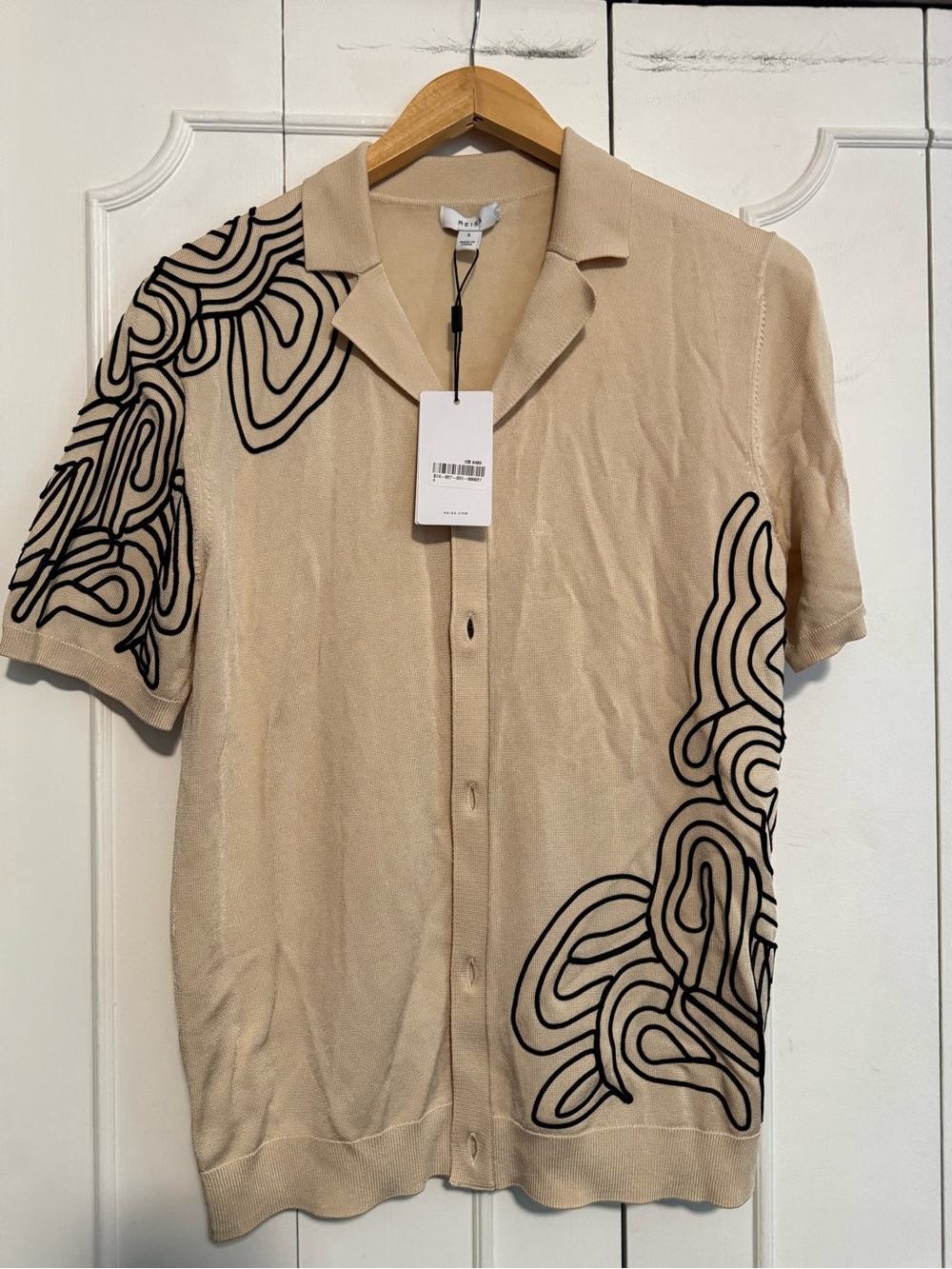 Reiss Beige Short-Sleeve Button Shirt with Black Abstract Motif